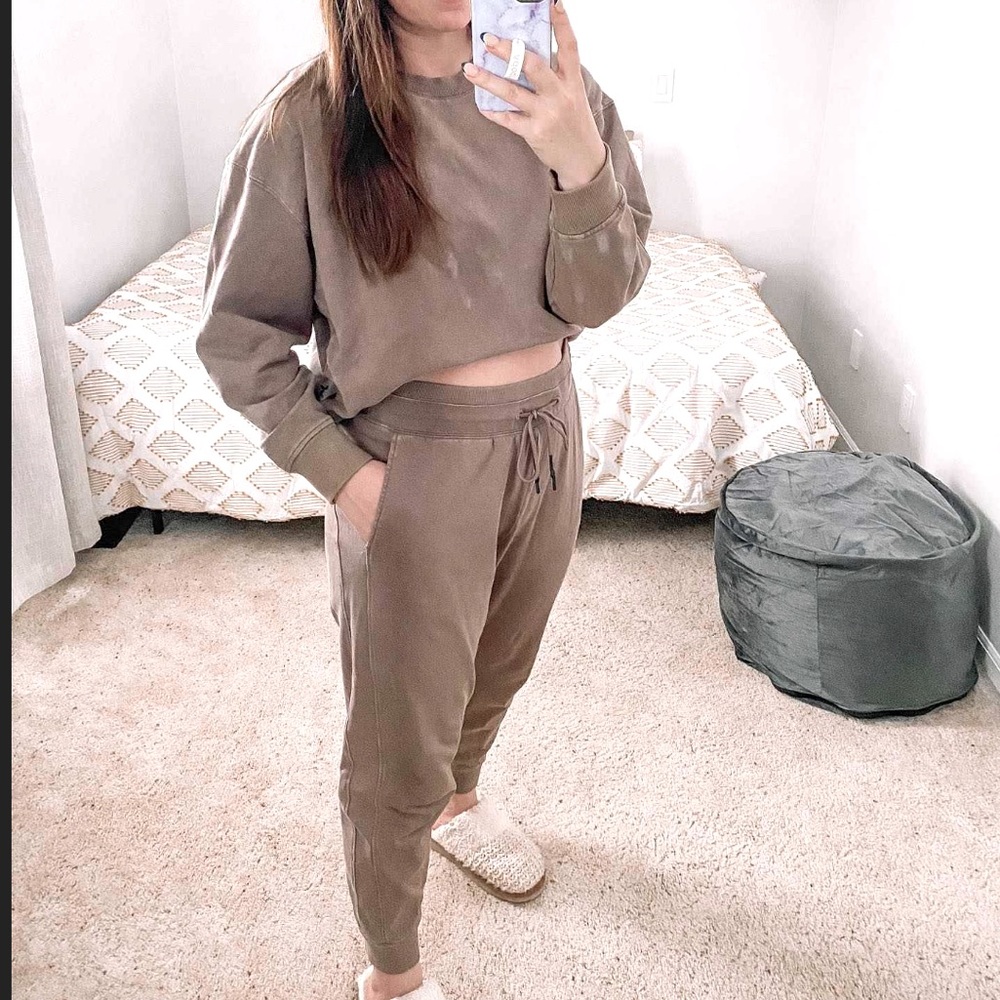 Women's Acid Wash Pullover Sweatshirt and Jogger SET JoyLab Pewter Size S/M NWOT